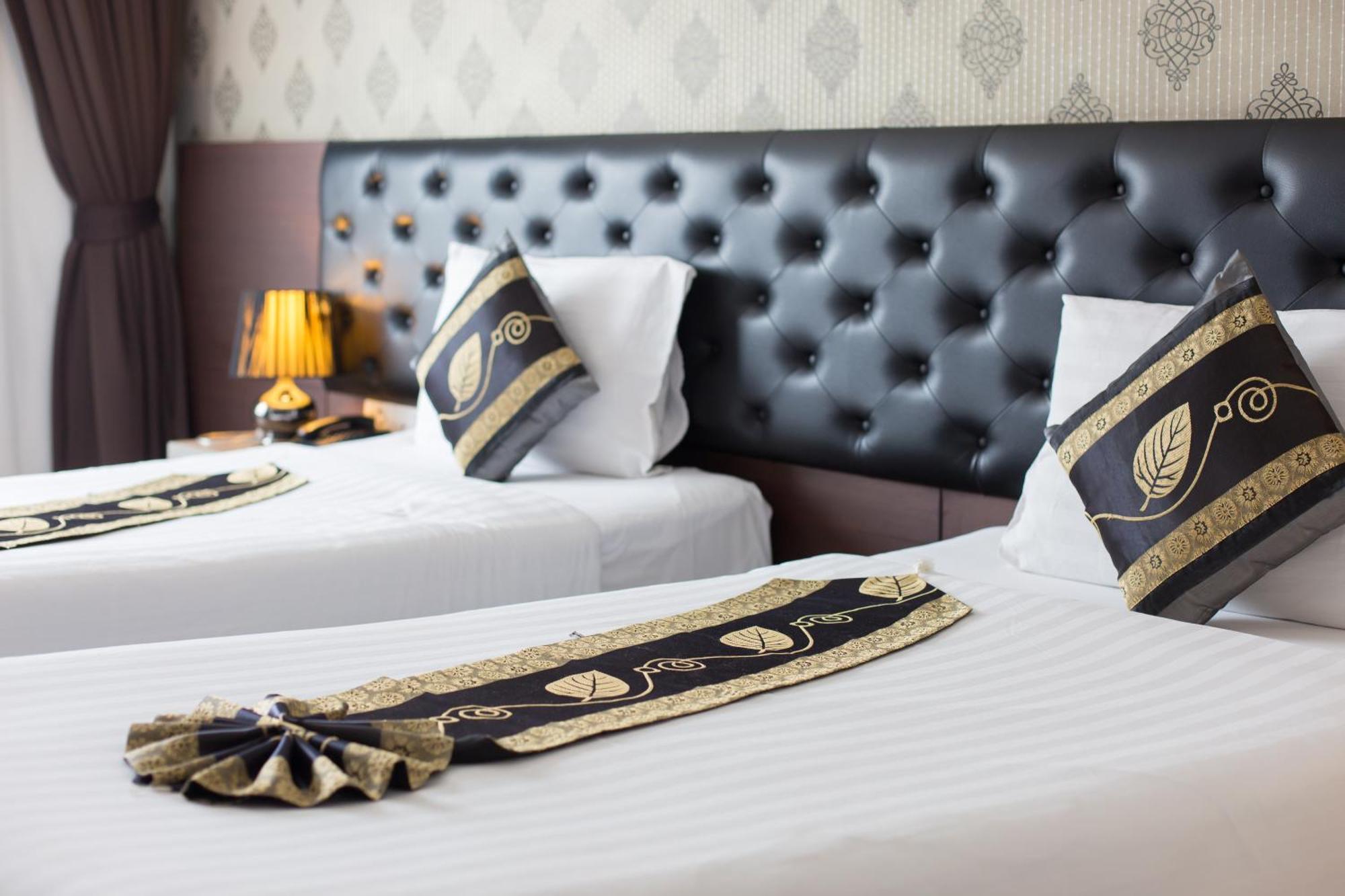 Hemingways Silk Hotel Patong Εξωτερικό φωτογραφία
