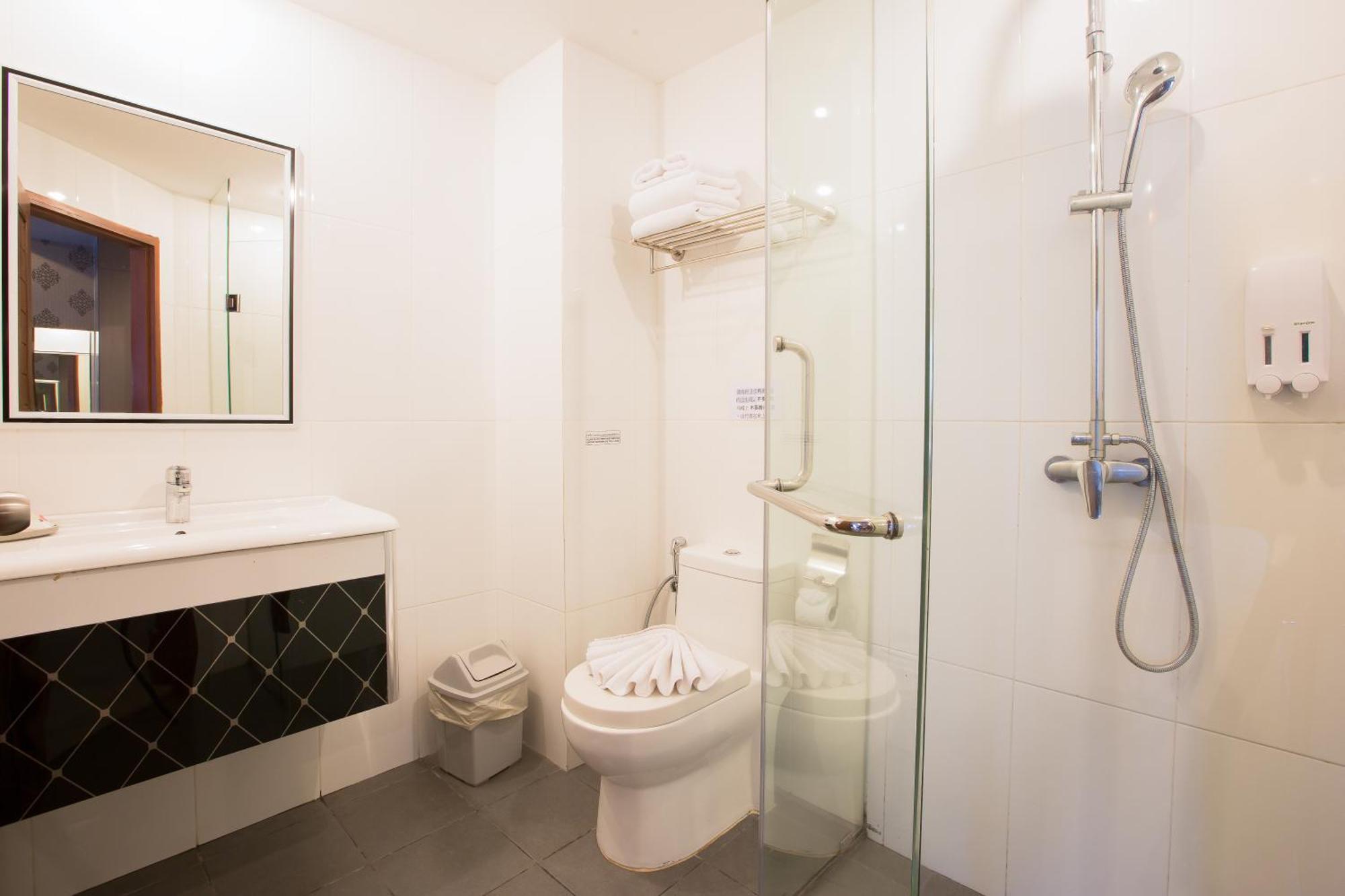 Hemingways Silk Hotel Patong Εξωτερικό φωτογραφία