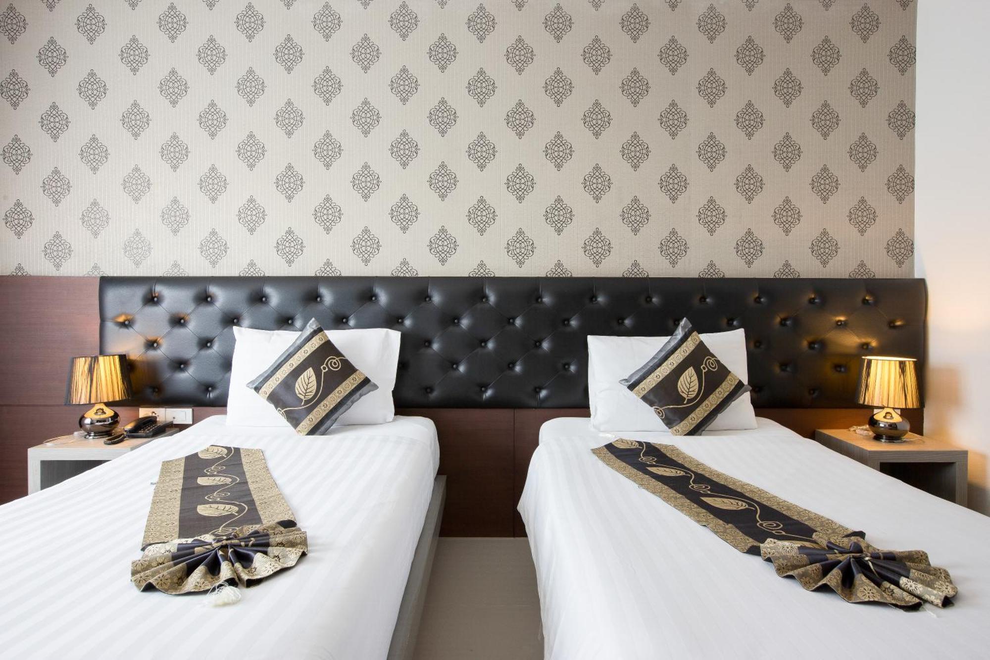 Hemingways Silk Hotel Patong Εξωτερικό φωτογραφία